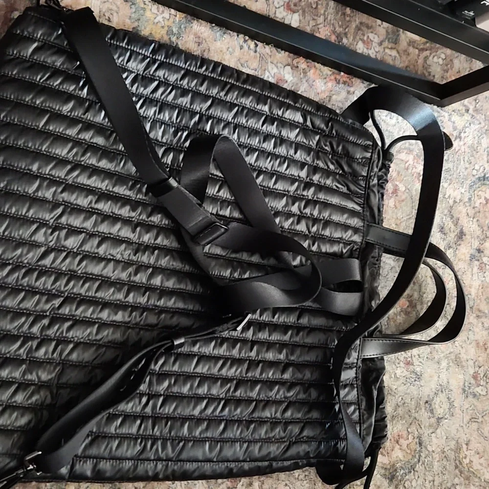 Backpack - Picture 2 of 4